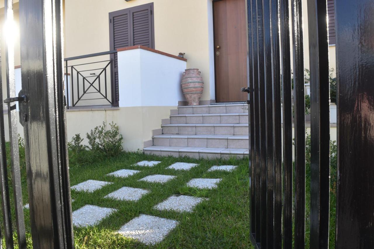 Bed & Breakfast Domus Pepe Scalea Ngoại thất bức ảnh