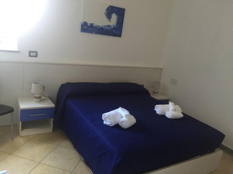 Bed & Breakfast Domus Pepe Scalea Ngoại thất bức ảnh