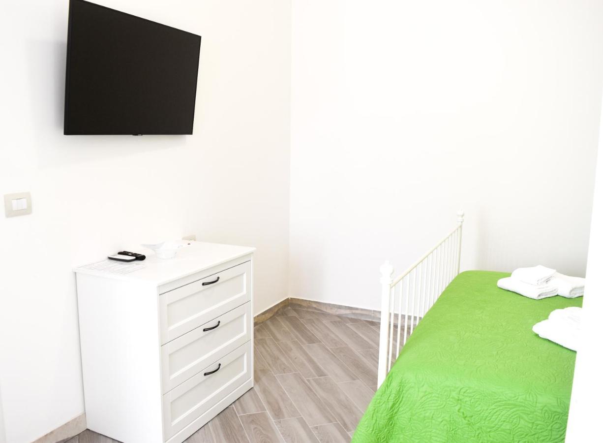 Bed & Breakfast Domus Pepe Scalea Ngoại thất bức ảnh