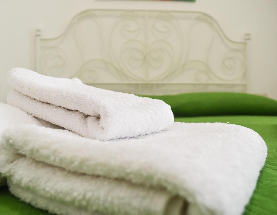 Bed & Breakfast Domus Pepe Scalea Ngoại thất bức ảnh